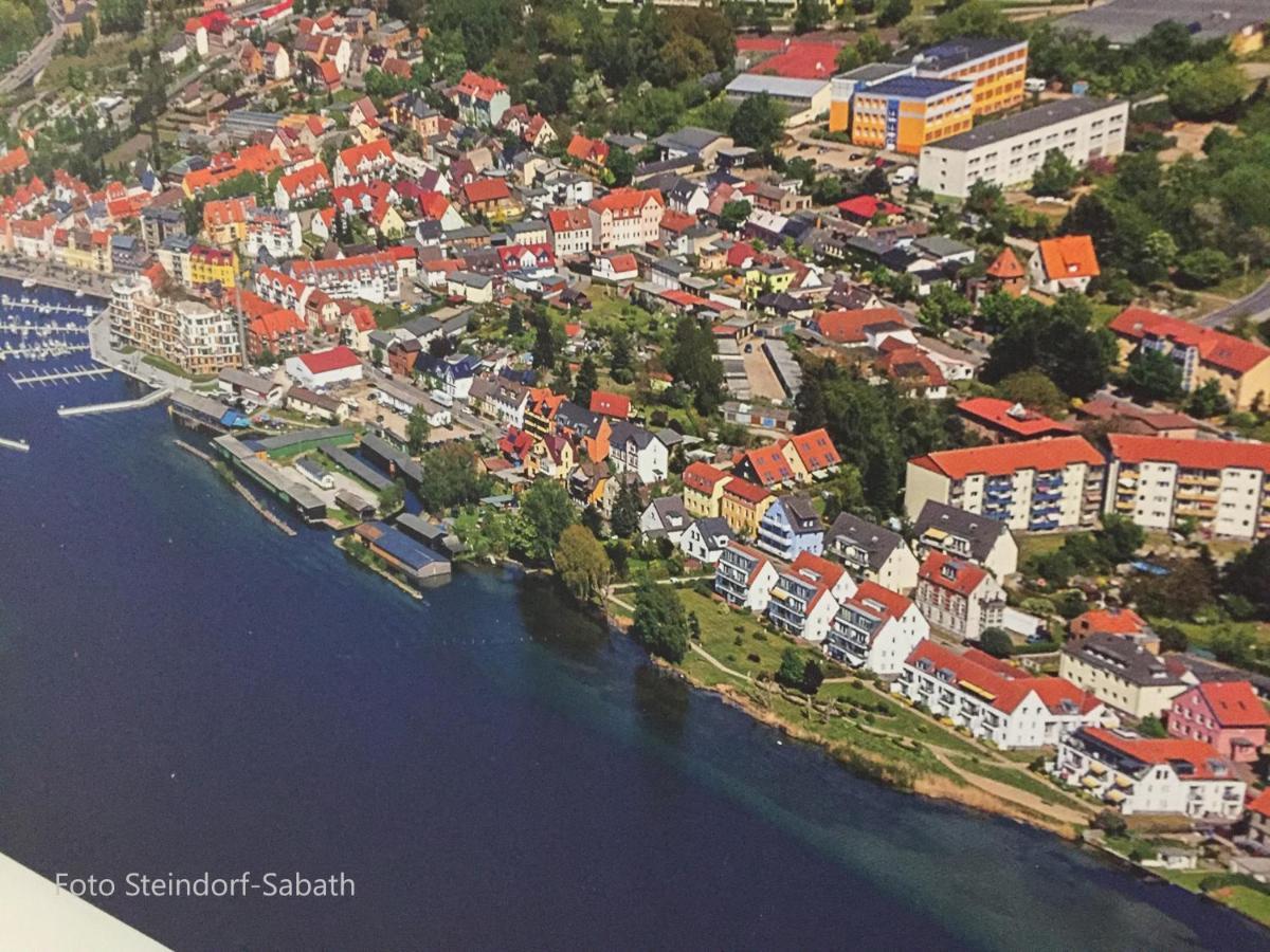 Residenz Am Seeufer 59A Waren  Bagian luar foto