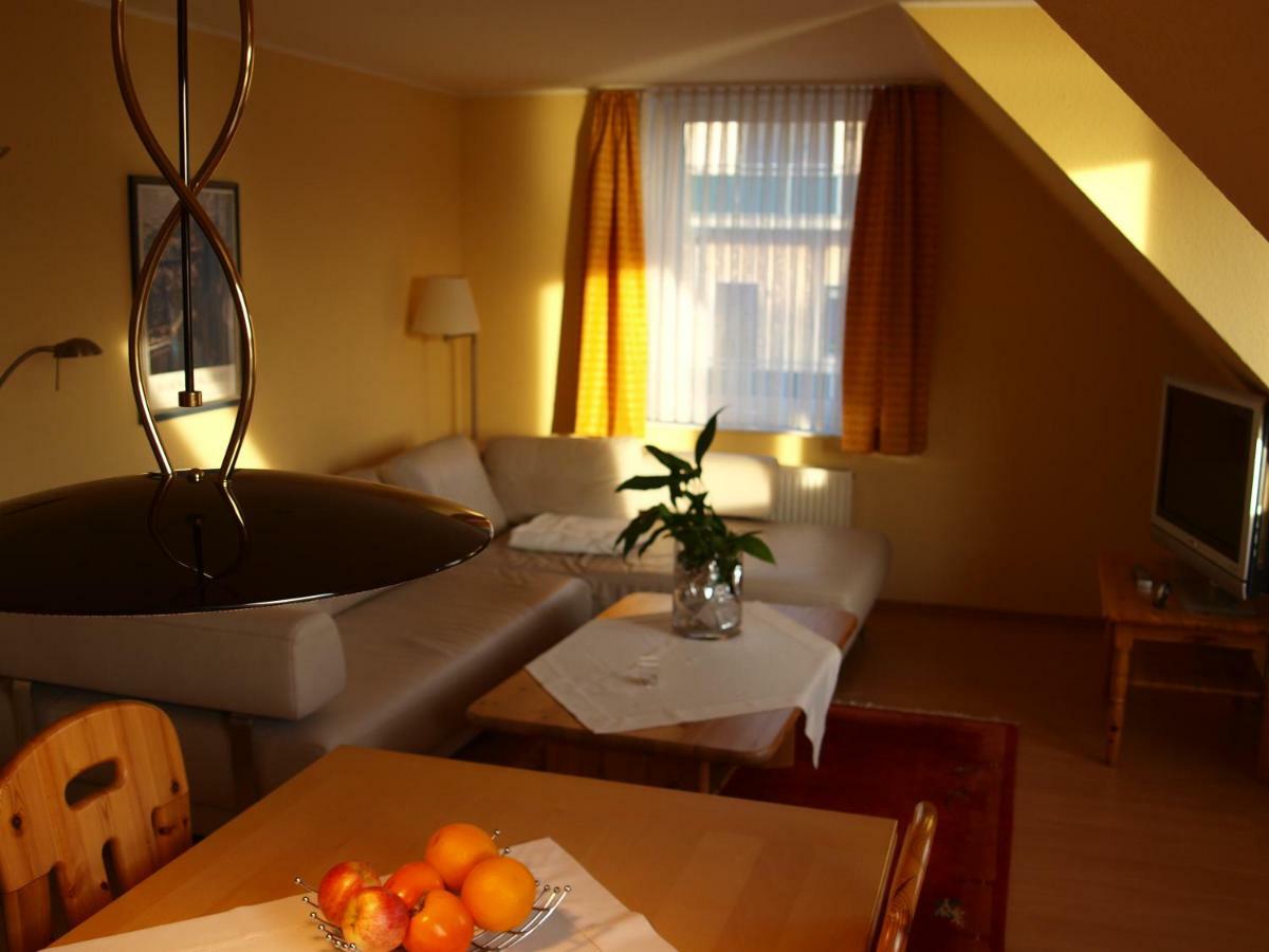 Residenz Am Seeufer 59A Waren  Bagian luar foto